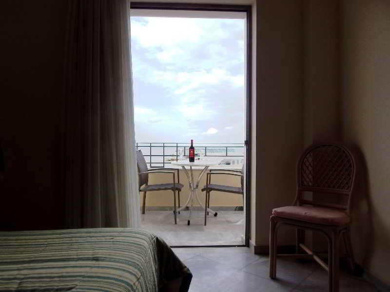 Atlantica Yakinthos Hotel Kato Daratso Exterior photo